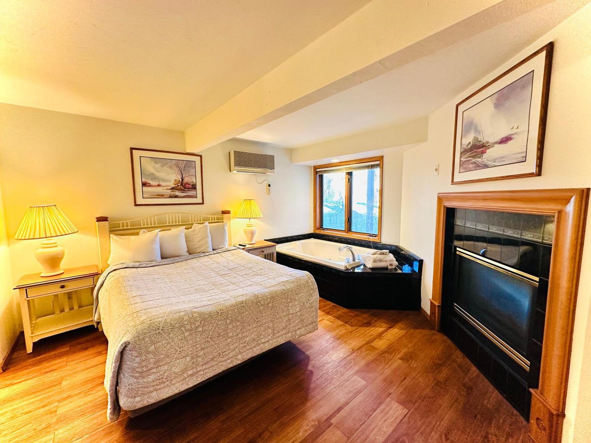 The Lodge At Leathem Smith Sturgeon Bay Buitenkant foto
